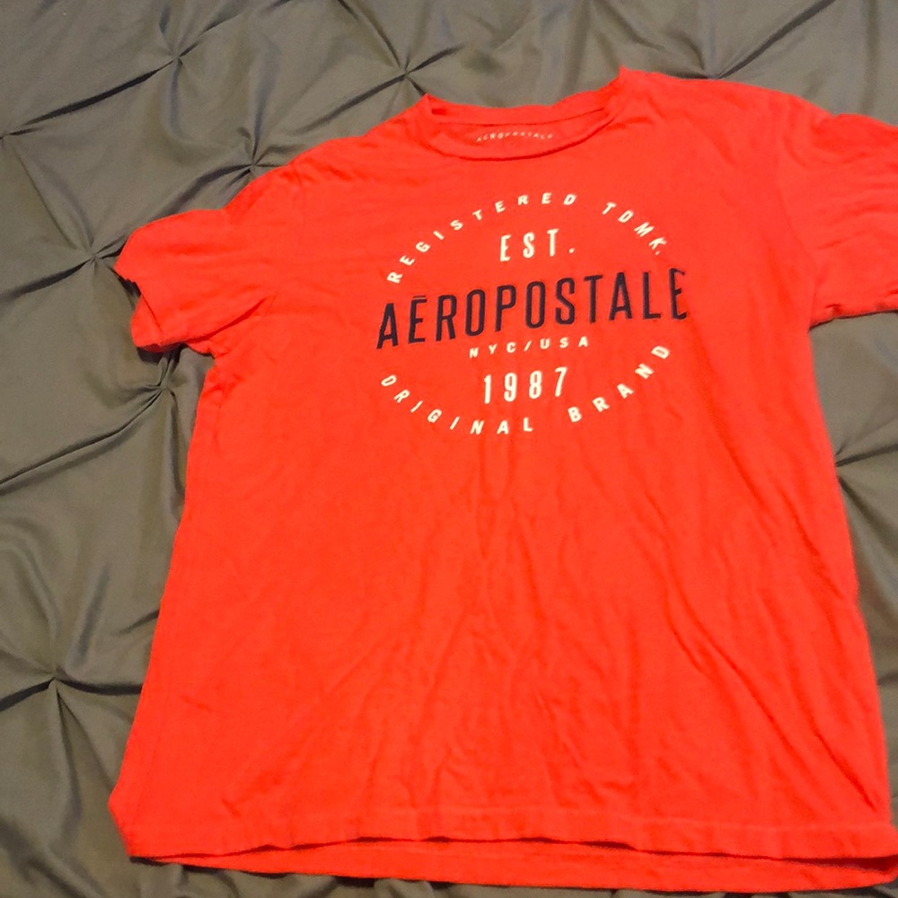Aeropostale tee size L